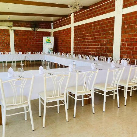 Tahuari Hotel Pucallpa Kültér fotó